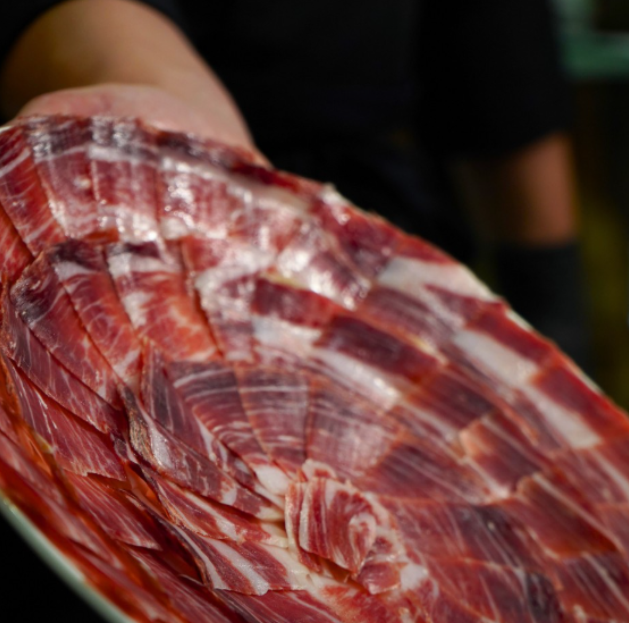 100% IBERIAN ACORN-FED SHOULDER SLICED