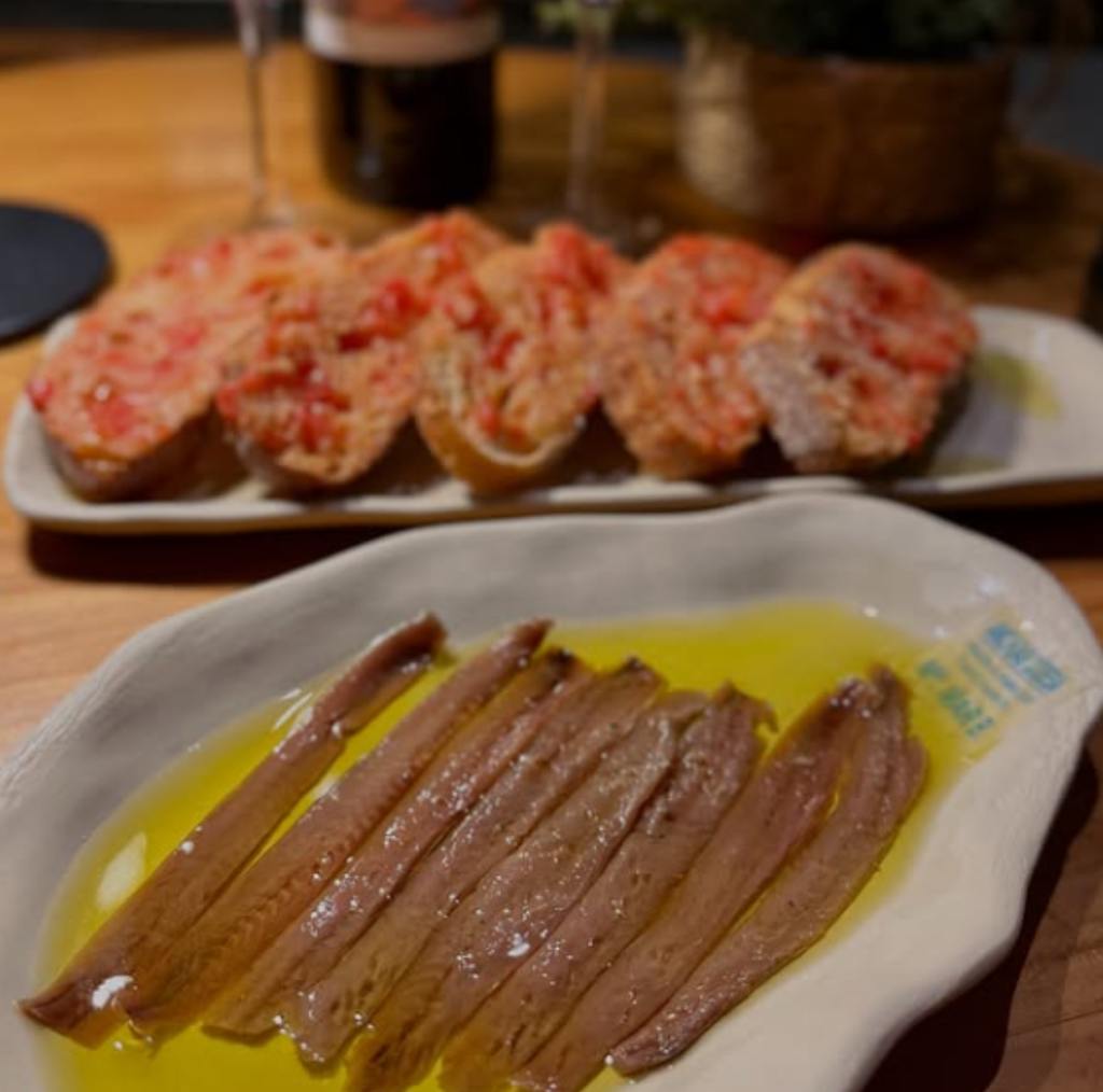ANCHOVIES IN OLIVE OIL