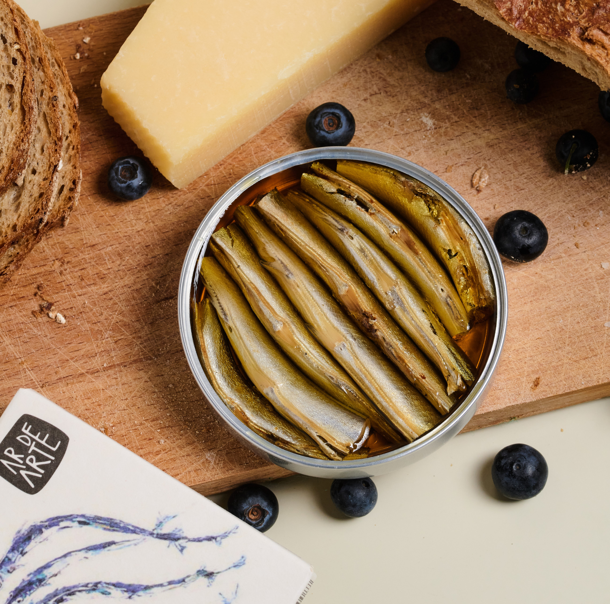 GARFISH IN OLIVE OIL