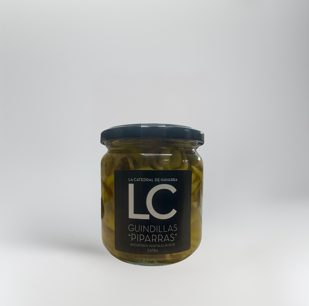LC PICKLED GREEN CHILIES PIPARRAS