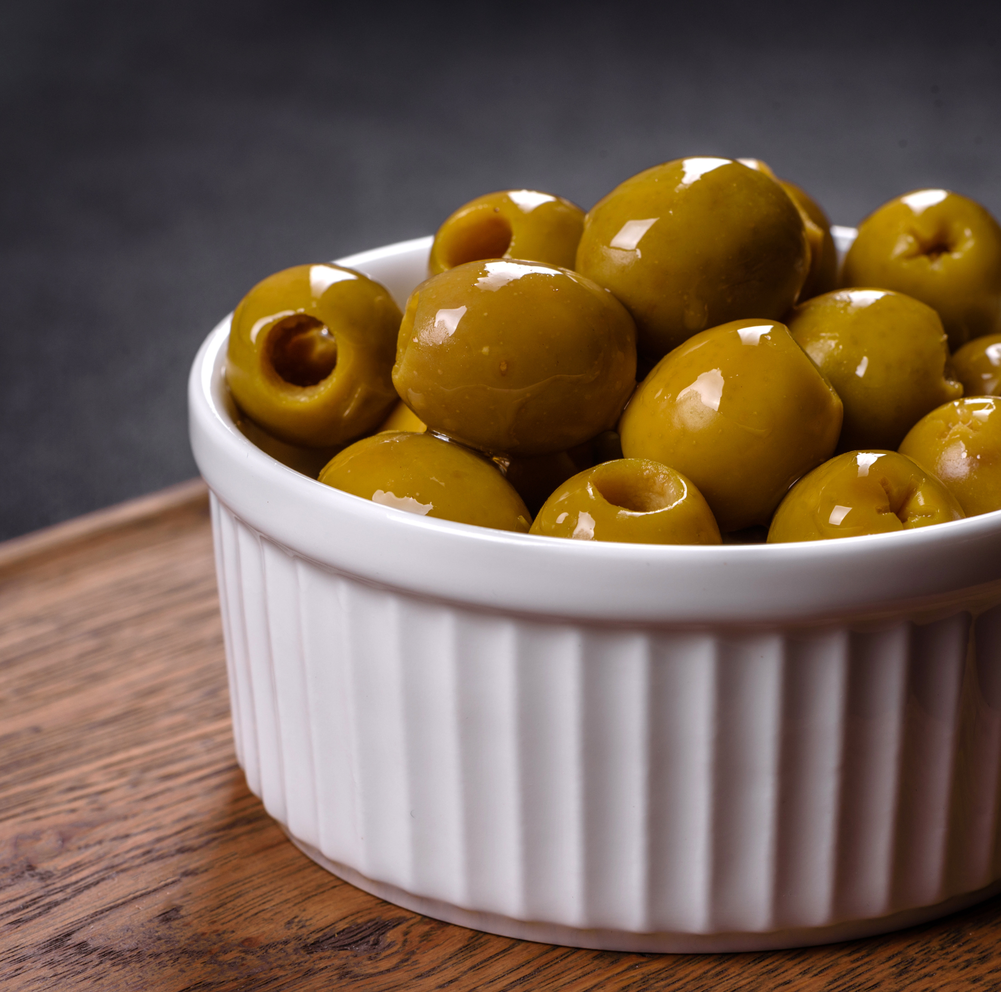 PITTED GREEN OLIVES MANZANILLA